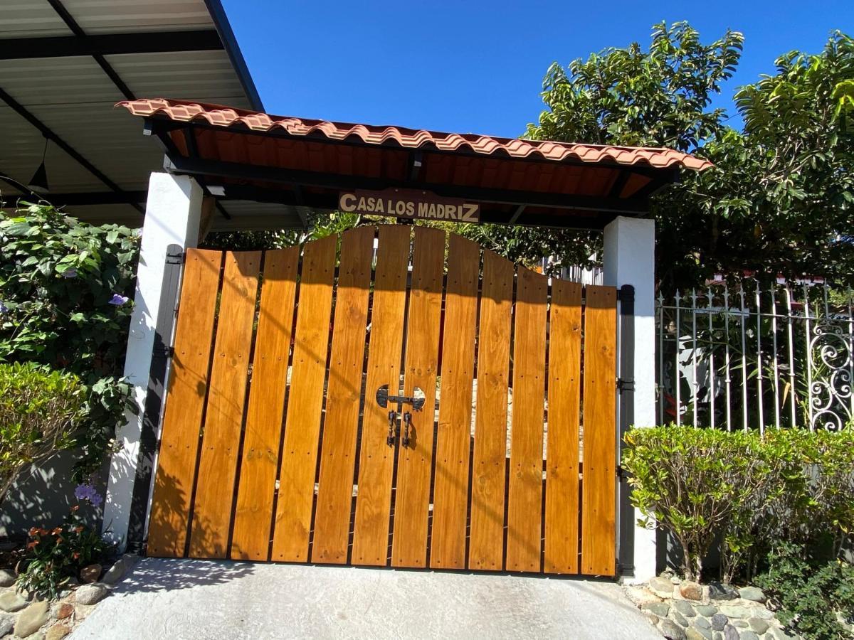 Casa Los Madriz Suite #2 San Isidro De El General Eksteriør bilde